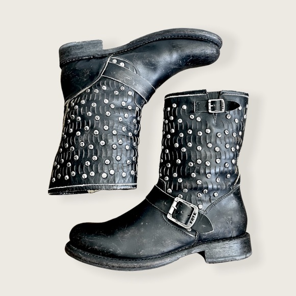 Frye Jenna Studded Disc Vintage Antique Distressed Leather Combat Short Boot - Picture 10 of 16